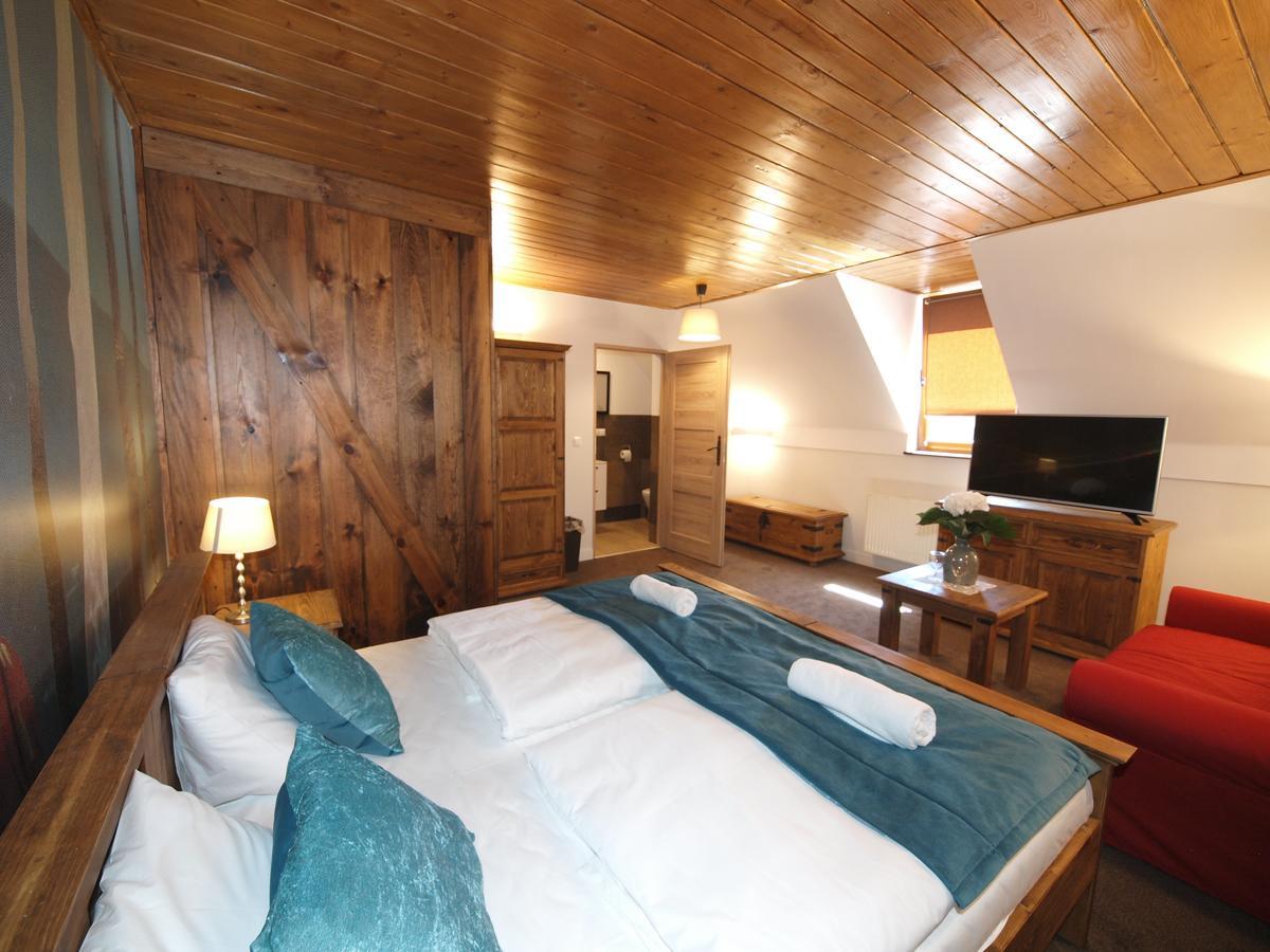 Pensjonat Pola Otel Krakow Dış mekan fotoğraf